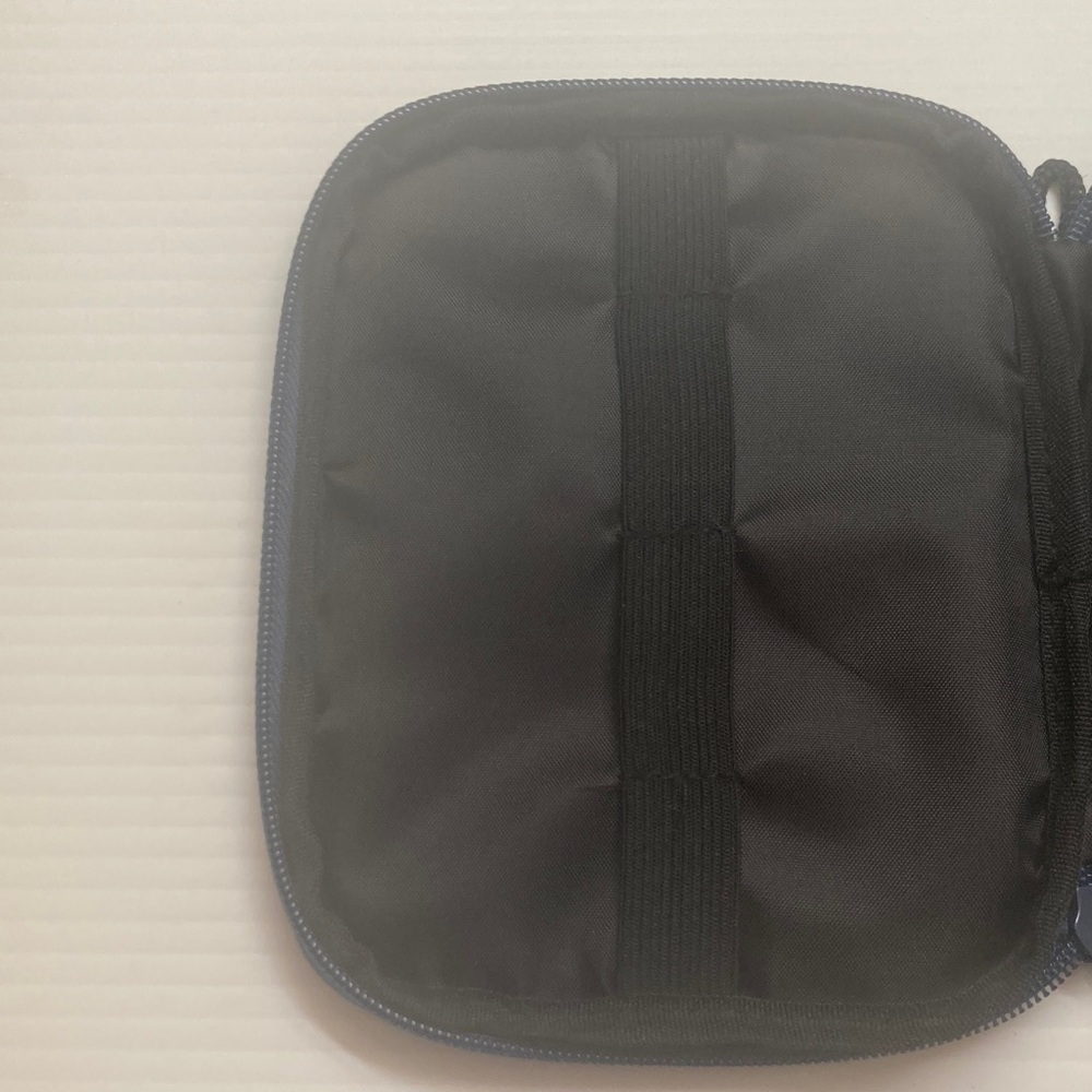 Blue Tech Accessory Pouch - Picture 4 of 6